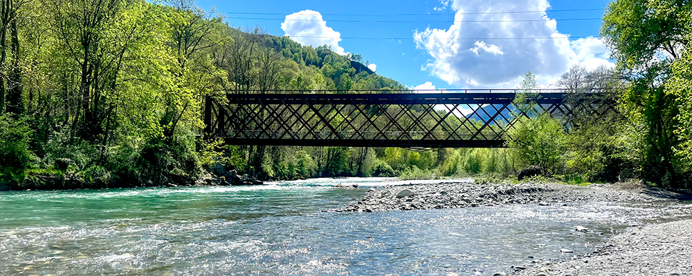 Panoramic view of the Gave de Pau river from the trail